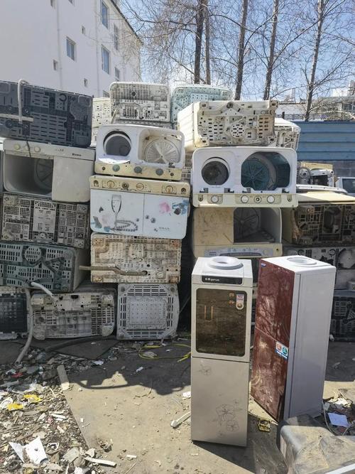 英国废弃电子产品处理指南:轻松变现!